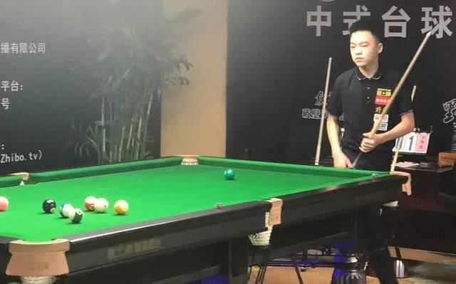 到俱乐部的 到俱乐部的